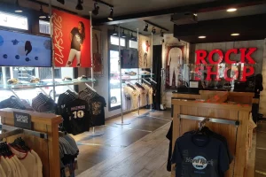Shopping Center Paseo de Compras Local De Ropa