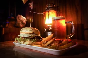 The Botellon Resto Cervecero Hamburguesa