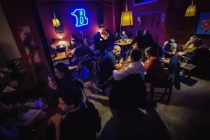 The Botellon Resto Cervecero Interior