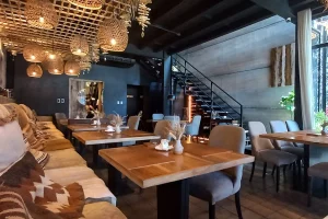 Auténtico Mendoza salón