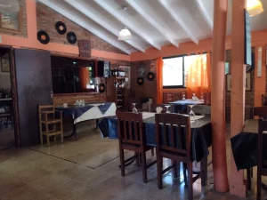 Bodegón la Damiana Fachada