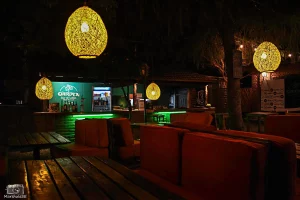 Garden Barde Tablas Fachada