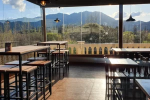 Godinez Cervecería Interior