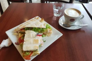 La Tolva Sandwich