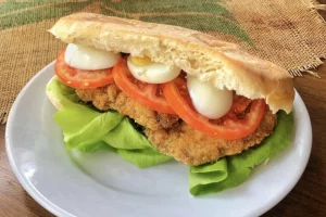Los Corrales Café Sandwich de Milanesa