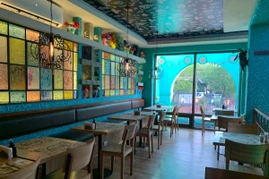 Orale Juanito Devoto Interior