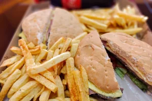Pizzería Ringo Hamburguesa