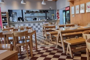 Vicente 5ta Sección mendoza salón