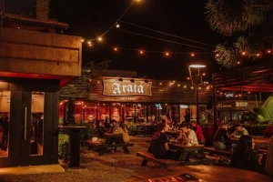 Arata Bar Fachada