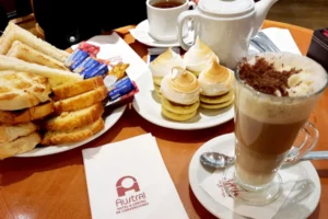 Austral Confitería y Bar Café