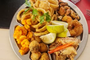 Cantina el Náutico Comida
