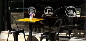 Entre Migas y Café Fachada