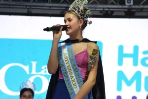 Fiesta Nacional Aniversario Reina