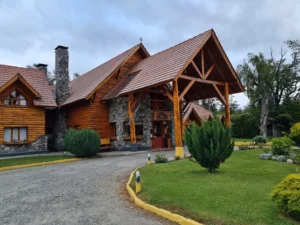 Hostería Maiten Escondido Fachada
