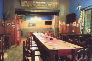 Liverpool Bar & Delivery Interior