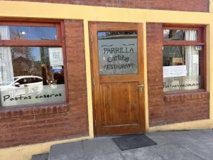 Parrilla Carlitos Fachada