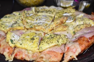 Parripollo Ca-ma Pizza