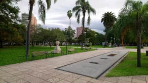 Plaza 25 de Mayo Fachada