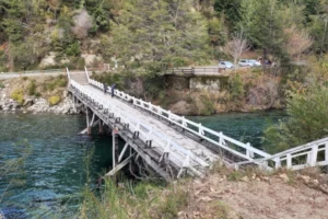 Río Correntoso Puente
