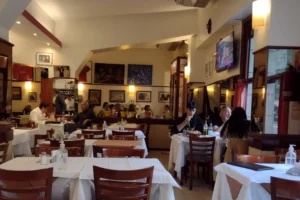 Rodi Bar Interior