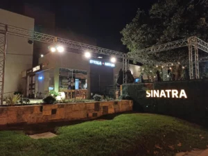 Sinatra Resto & Lounge Fachada