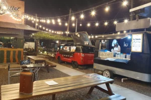 El Bosque Food Park Exterior