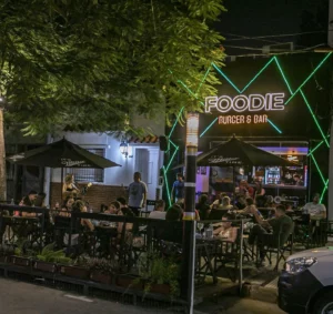 Foodie Bar Fachada