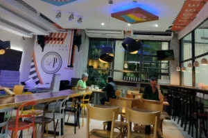 La Petite Pâtisserie Interior