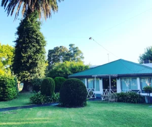 Las Dos Palmeras Fachada