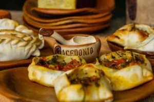 Macedonio Bar Canastitas