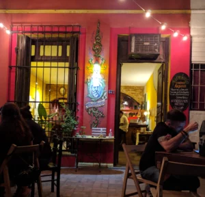 Macedonio Bar Fachada