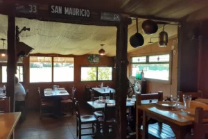 Parrilla La Colorada Interior