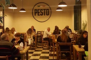 Pesto Ristorante Interior