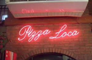 Pizza Loca Fachada