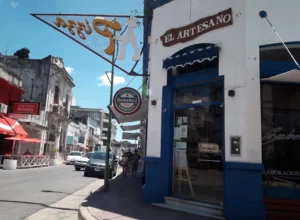 Pizzería El Artesano Fachada