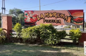 Pizzería La Morena Fachada