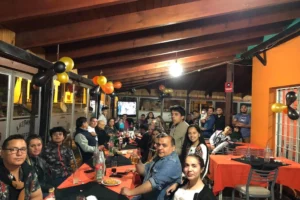 Pizzería La Morena Interior