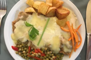 Resto Grill Music XXI Comida