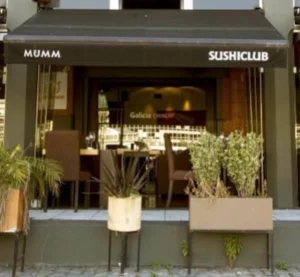 Sushi Club City Bell Fachada