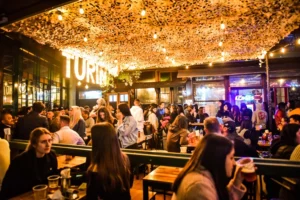 Turin Burger & Beer Interior