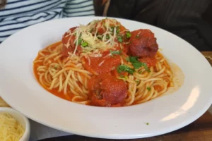 Urquiza Bodegón Pasta