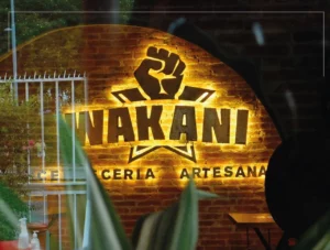 Wakani Bar Cervecería Artesanal Fachada