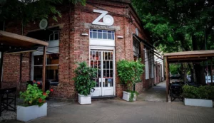 Zo Restaurant Fachada