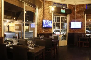 Zo Restaurant Interior