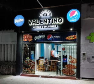 Valentino Pizzas & Calzones Fachada