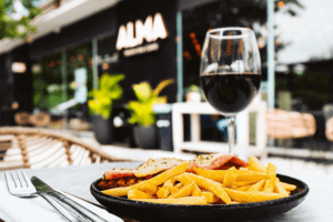 Alma Cafe Puerto Madero milanesa