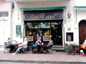 Café del árbol San Telmo fachada