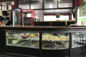 El Cedrón Pizzería salón