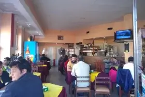 El Encuentro parrilla salón