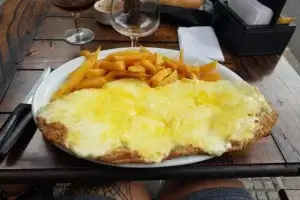 El Trébol Resto Bar milanesa